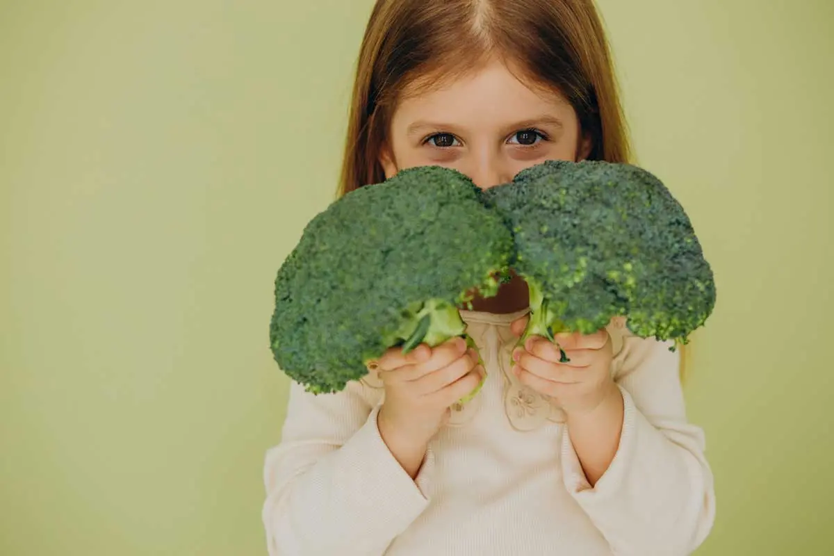 COMO HACER QUE LOS NIÑOS COMAN VERDURAS FELICES.